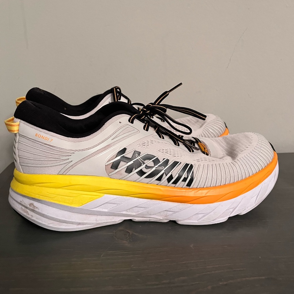 Hoka Bondi 7